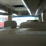 First Classバスの車内